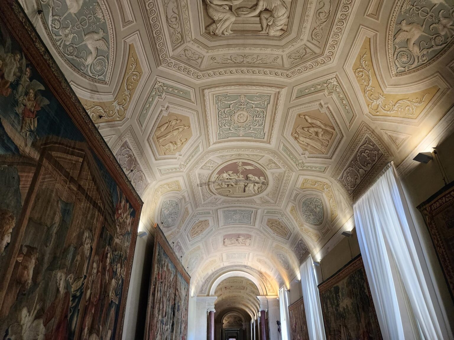 Rome in 8 Days: Walking 100 km Through a History Textbook