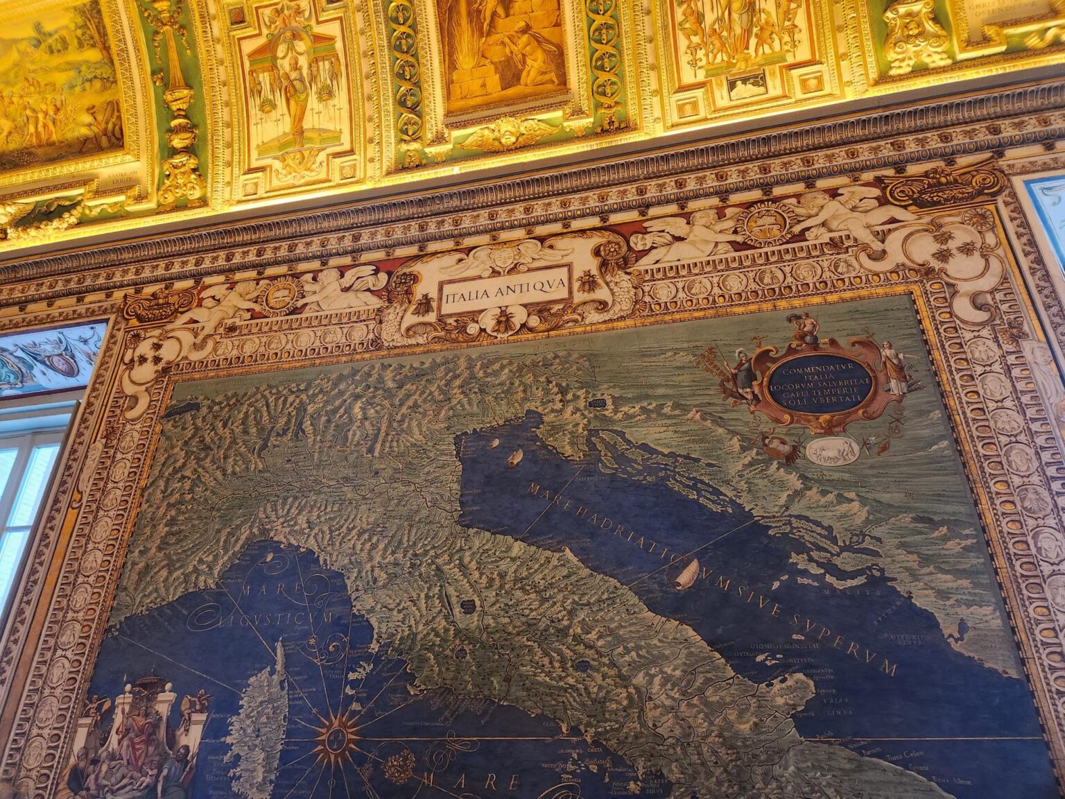 Rome in 8 Days: Walking 100 km Through a History Textbook