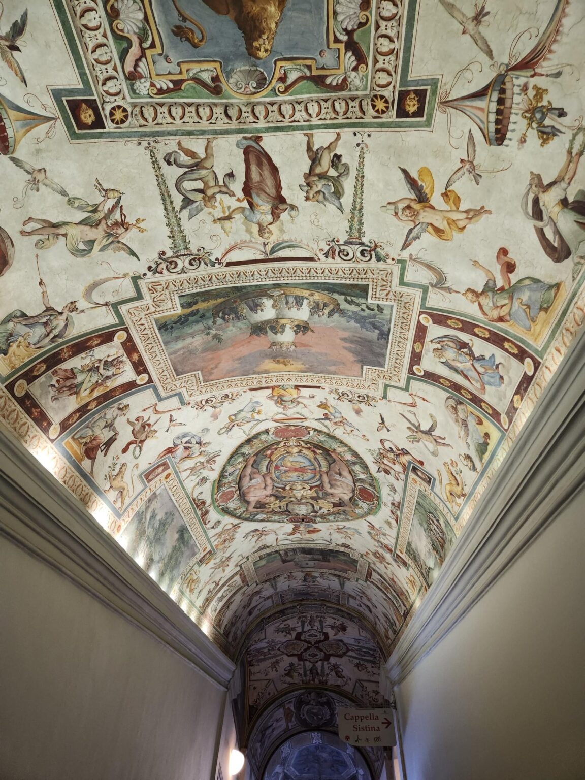 Rome in 8 Days: Walking 100 km Through a History Textbook