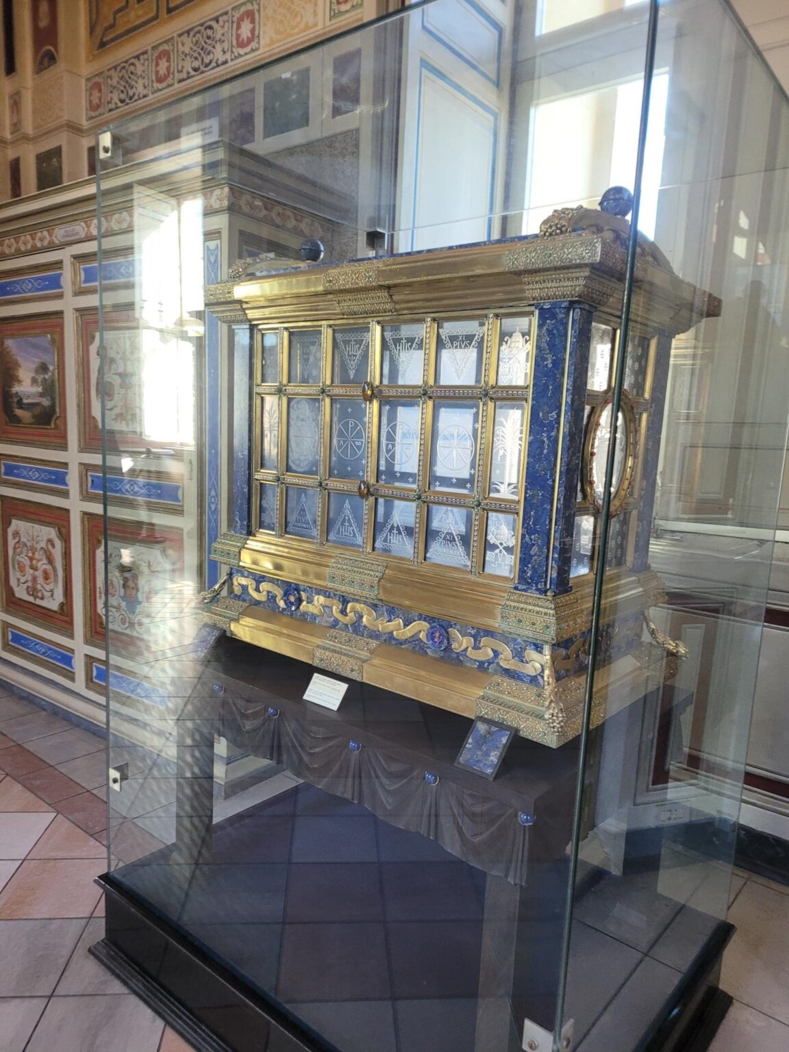 Rome in 8 Days: Walking 100 km Through a History Textbook