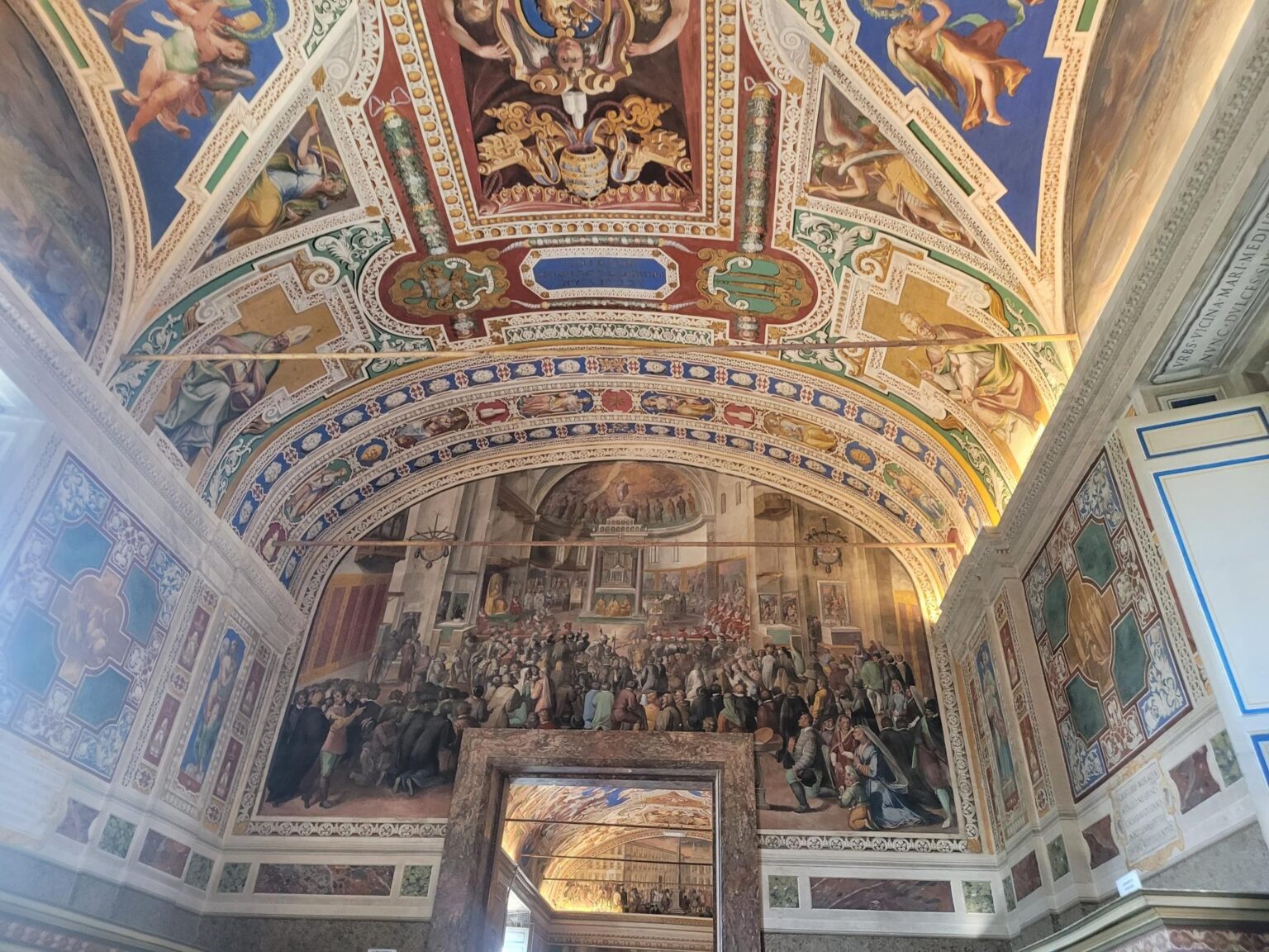 Rome in 8 Days: Walking 100 km Through a History Textbook