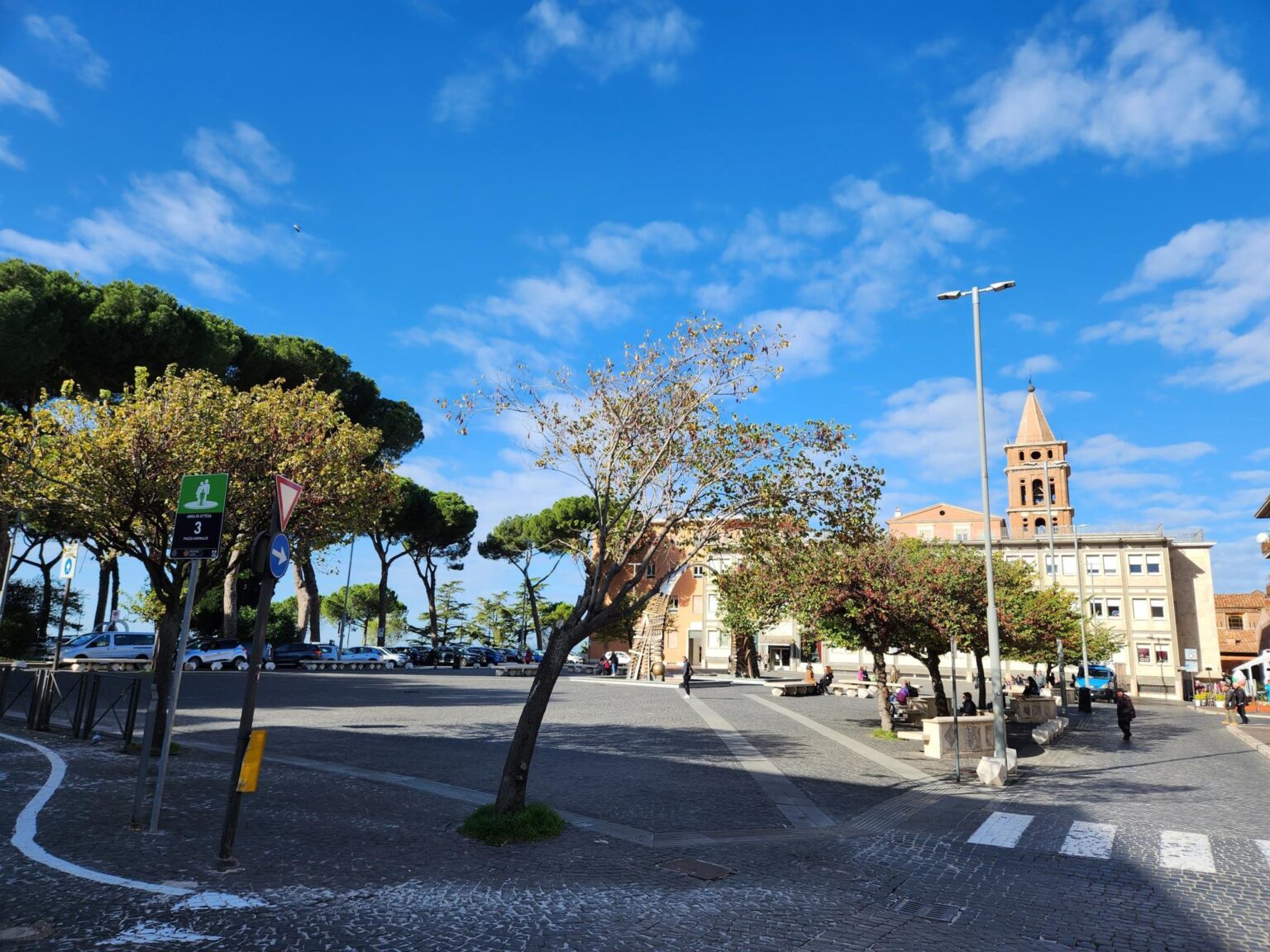 Rome in 8 Days: Walking 100 km Through a History Textbook