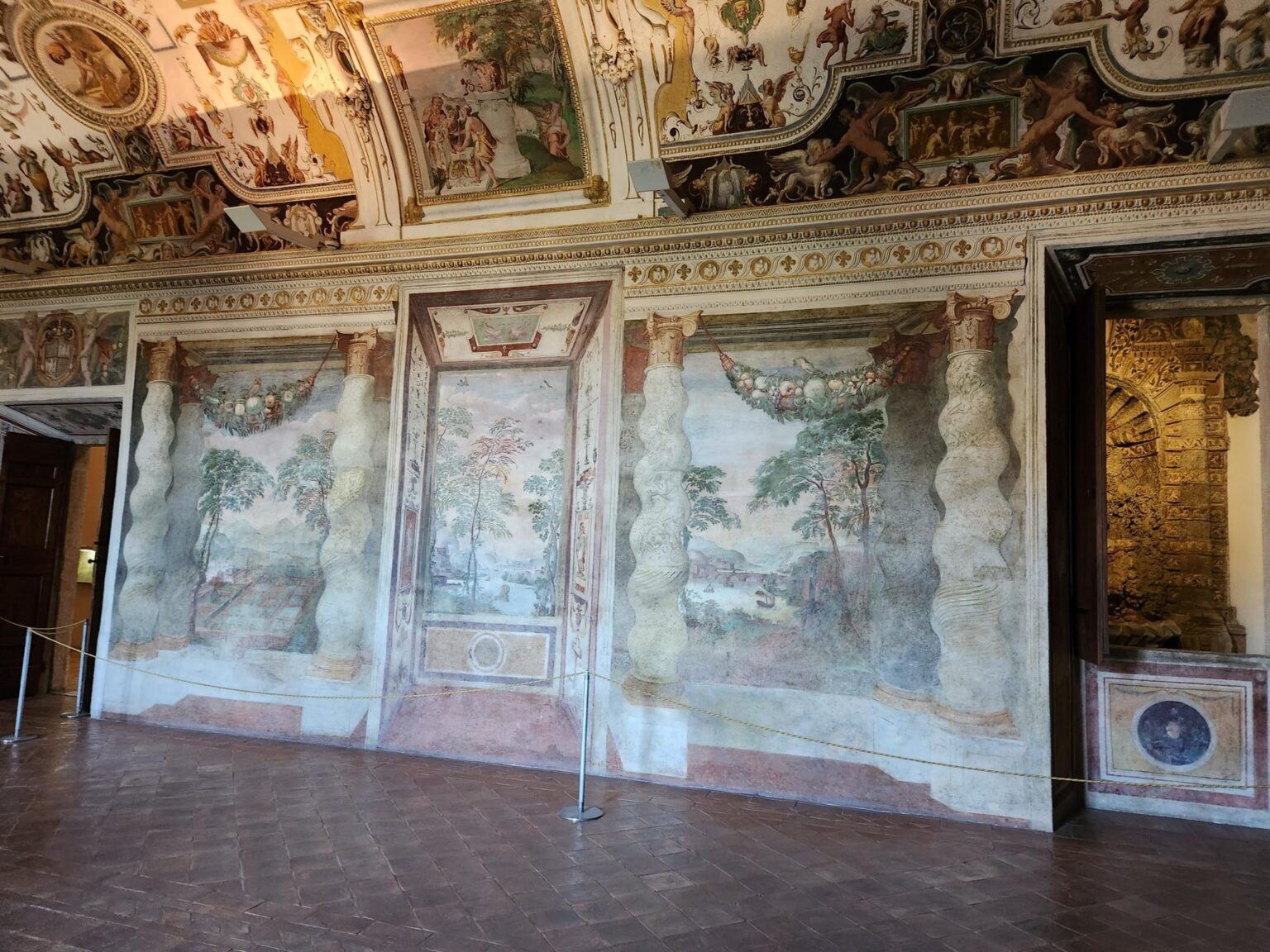 Rome in 8 Days: Walking 100 km Through a History Textbook