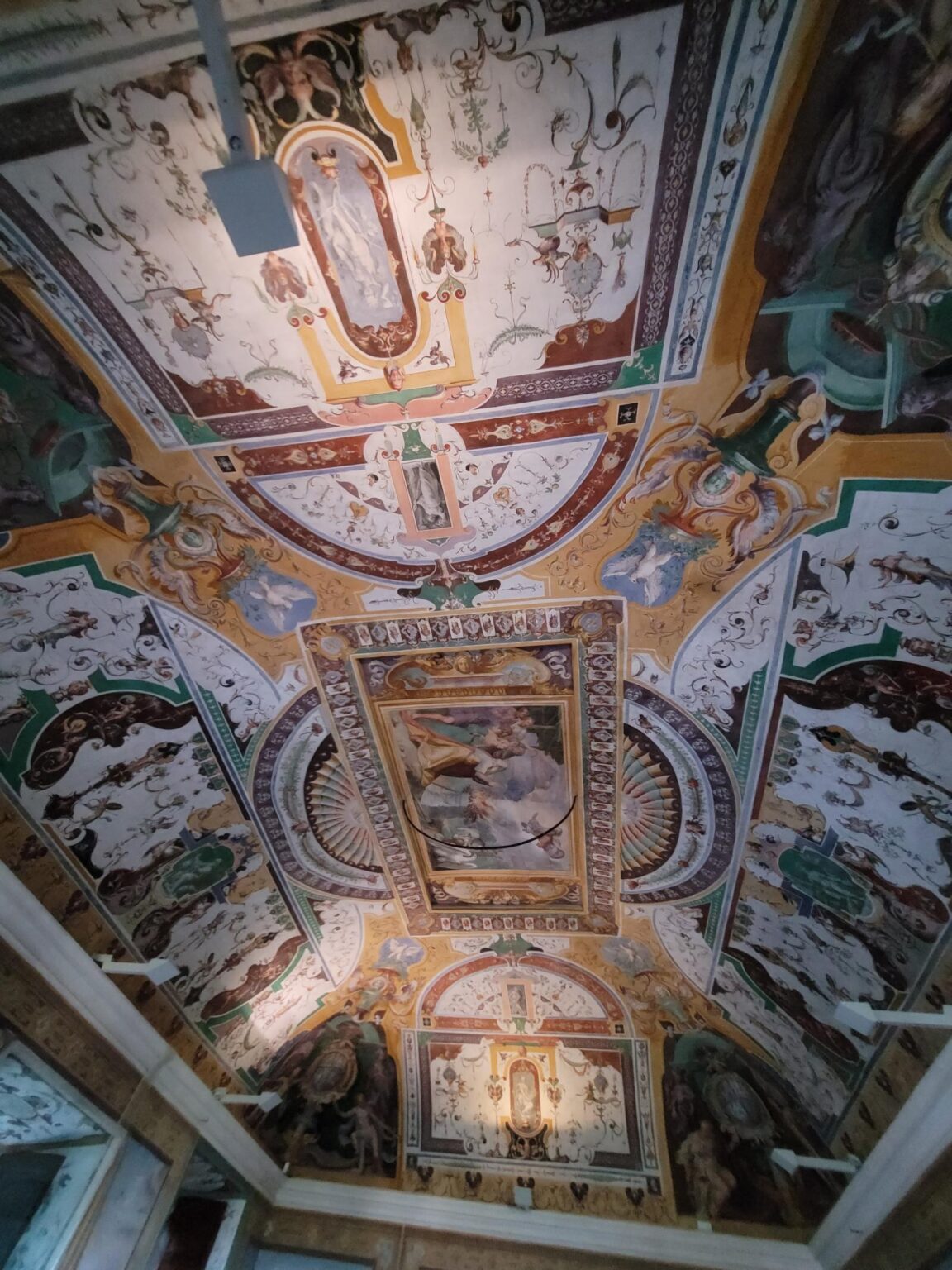 Rome in 8 Days: Walking 100 km Through a History Textbook