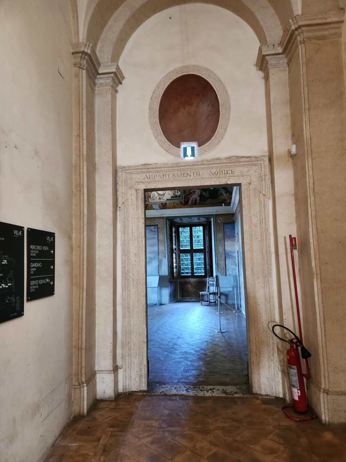 Rome in 8 Days: Walking 100 km Through a History Textbook