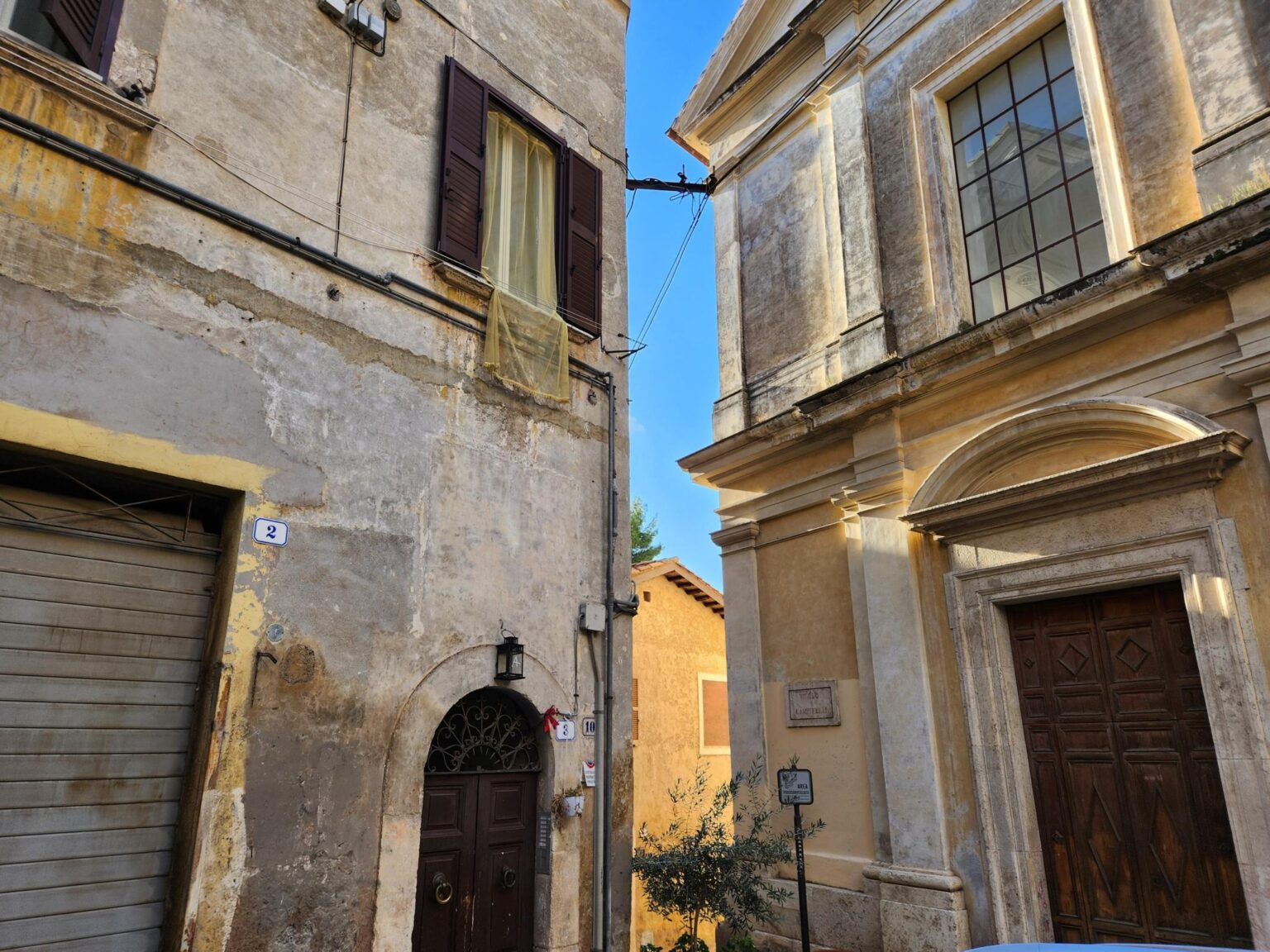 Rome in 8 Days: Walking 100 km Through a History Textbook