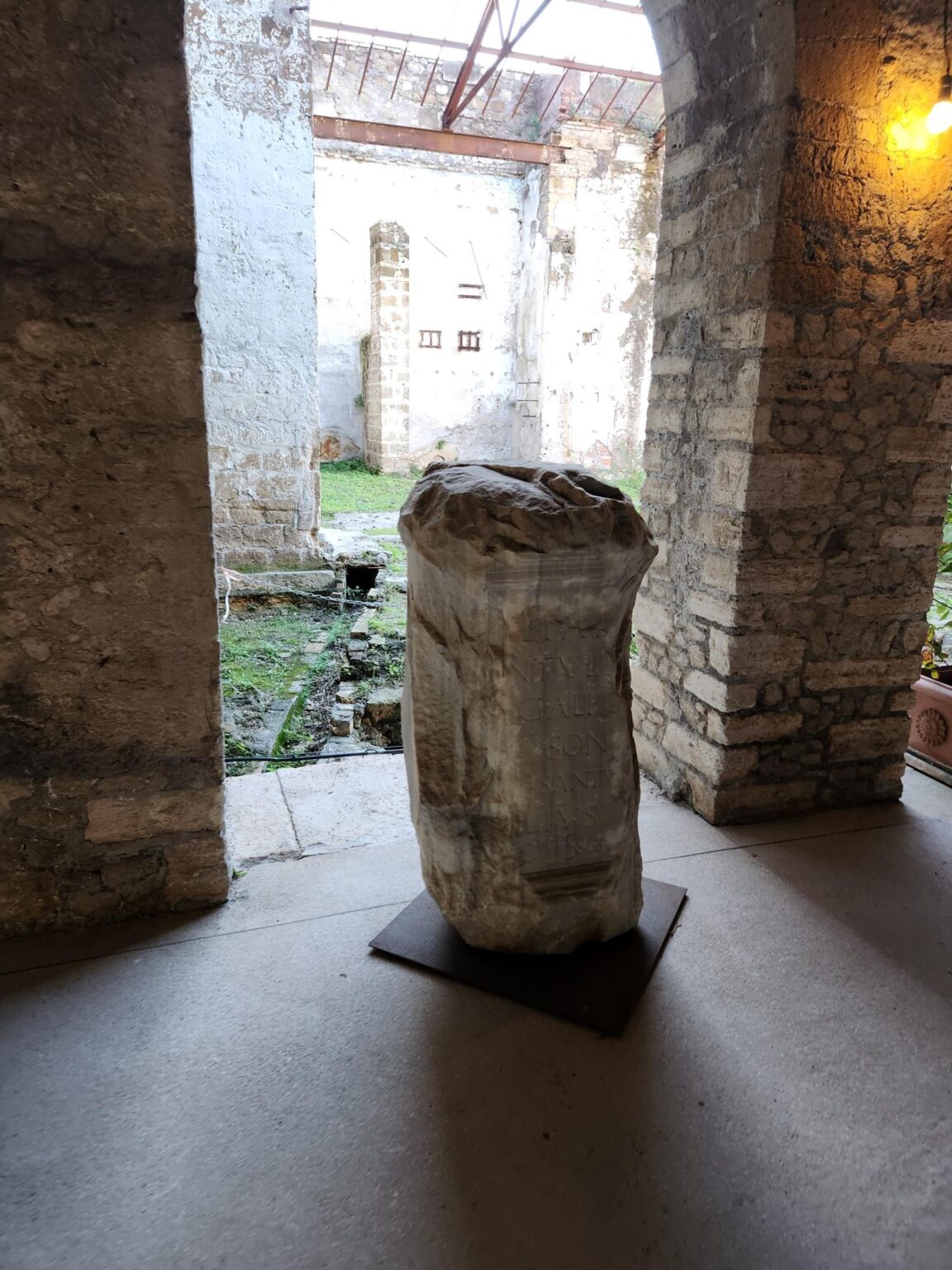 Rome in 8 Days: Walking 100 km Through a History Textbook