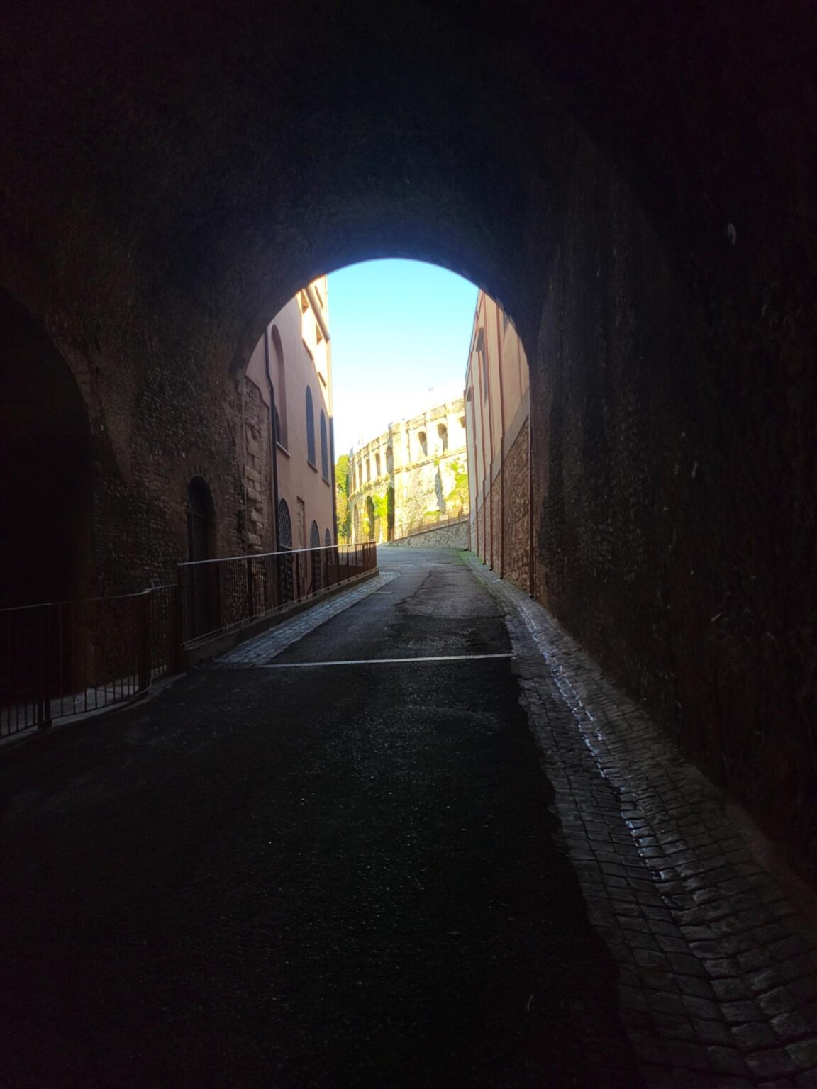 Rome in 8 Days: Walking 100 km Through a History Textbook