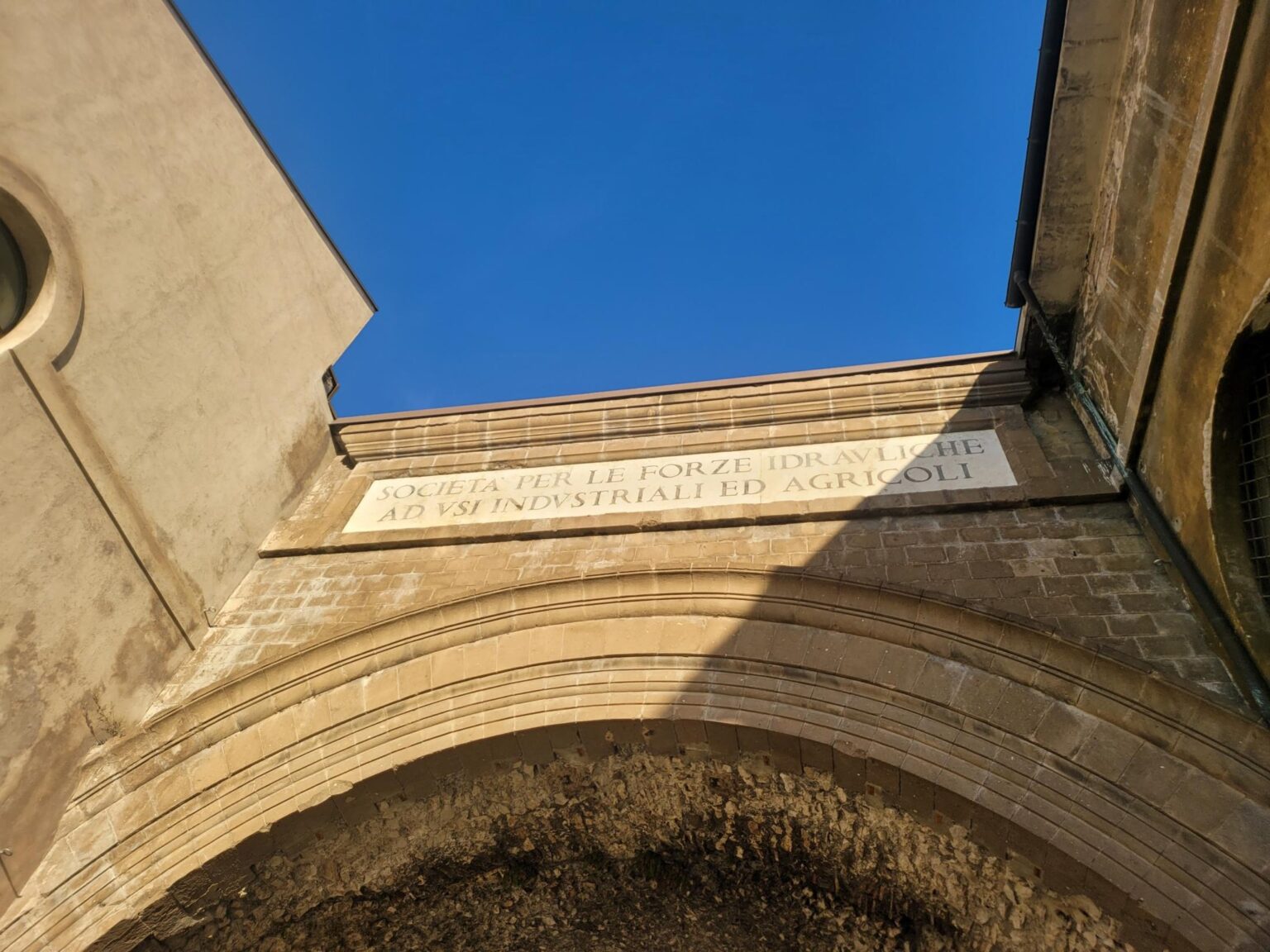 Rome in 8 Days: Walking 100 km Through a History Textbook