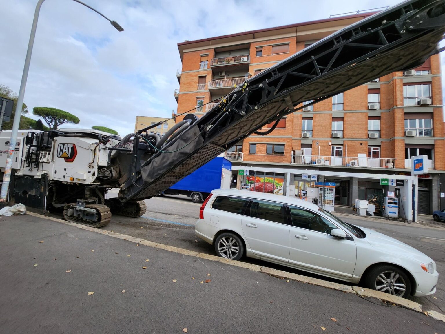 Rome in 8 Days: Walking 100 km Through a History Textbook
