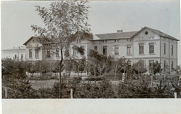 Международната католическа болница „Княгиня Клементина“ в София