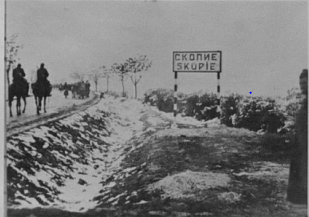 Български войски влизат в Скопие на 13 ноември 1944 г.