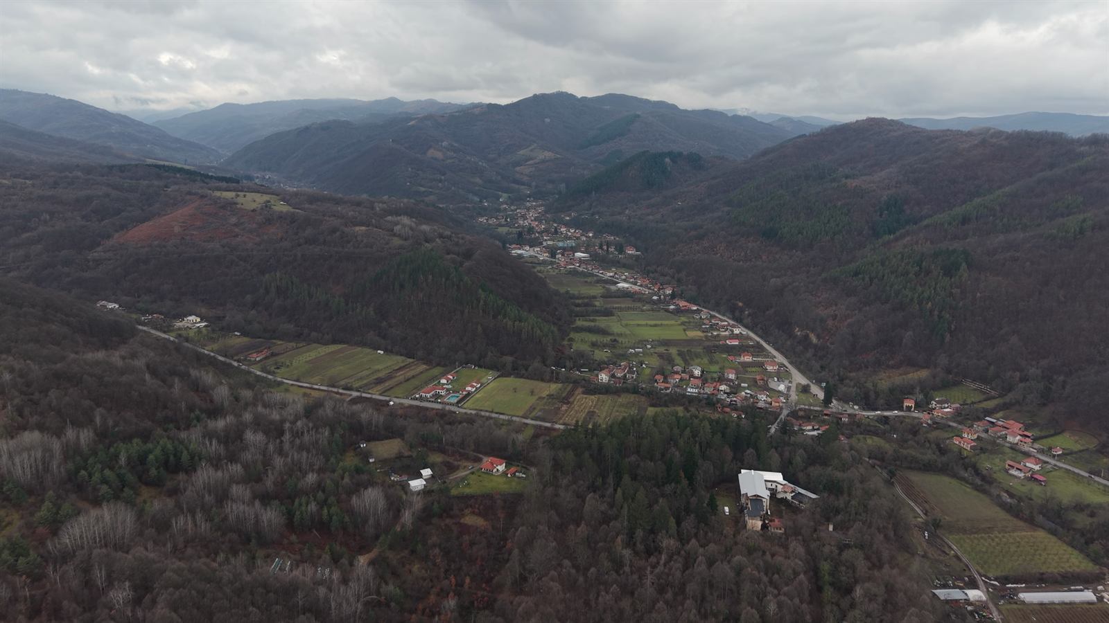 Балканец, България
