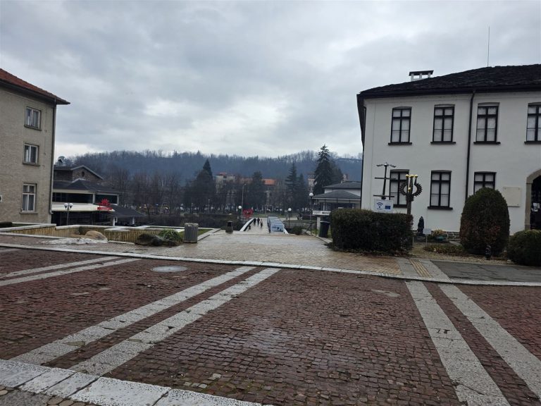Троян, България